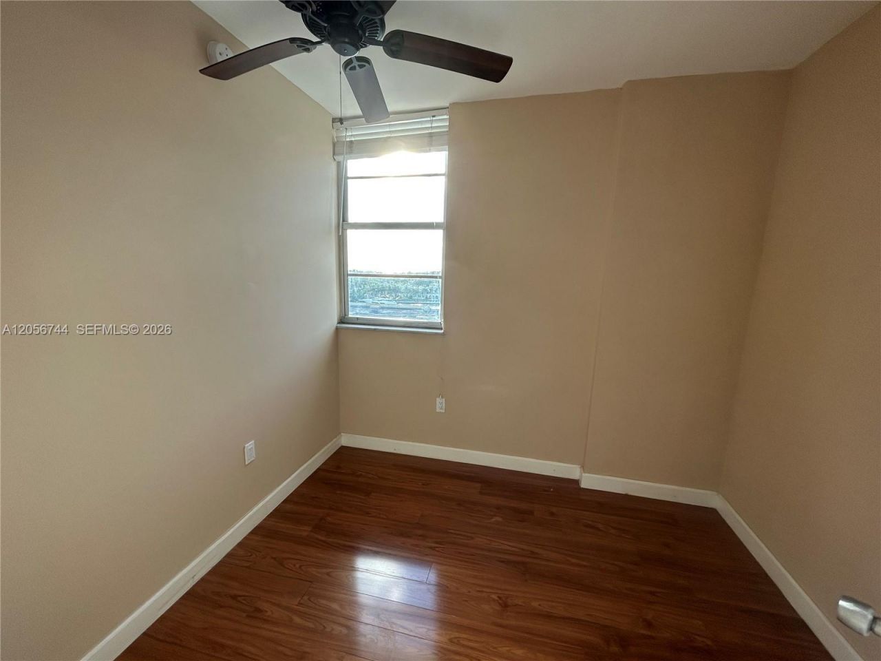 5825 Collins Ave , Unit 9C, Miami Beach, FL 33140 Photo