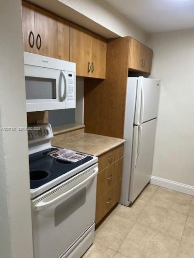 14525 N Kendall Dr, Unit 304J, Miami, FL 33186 Photo
