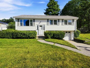 21 Carmine Road, Nashua, NH 03063