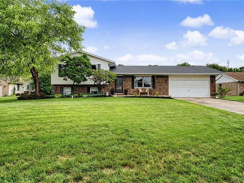 135 Baker Lane, Franklin Township, OH 45005 Photo 1
