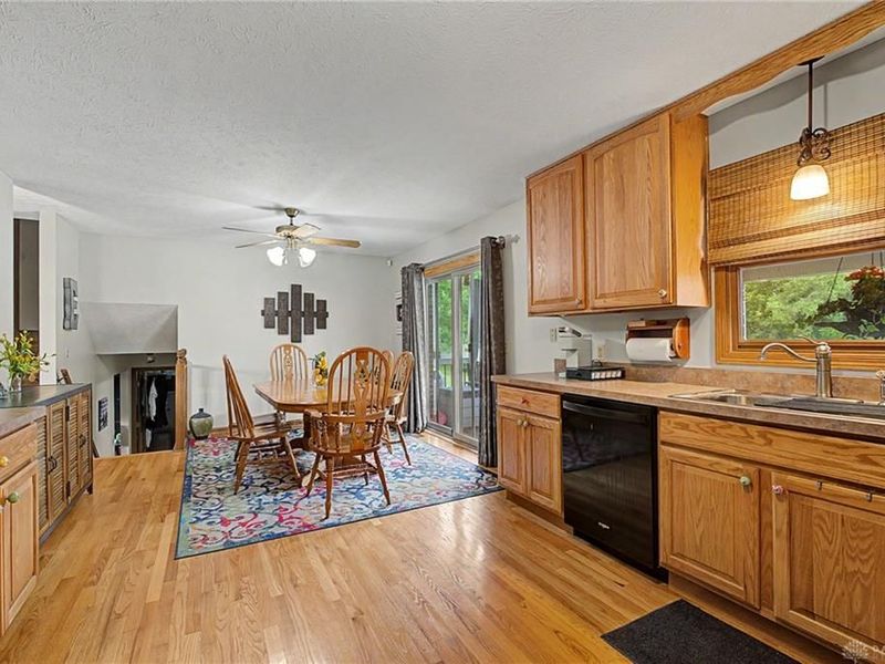 135 Baker Lane, Franklin Township, OH 45005 Photo 10