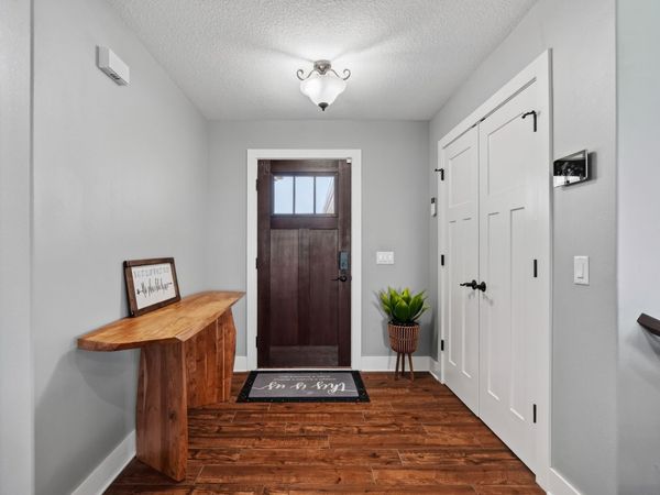 3221 4th Avenue SE, Altoona, IA 50009