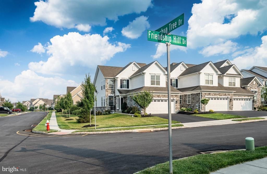 700 FRIENDSHIP HILL DRIVE , COLLEGEVILLE, PA 19426