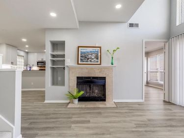 4221 Cole Avenue, Unit 202, Dallas, TX 75205