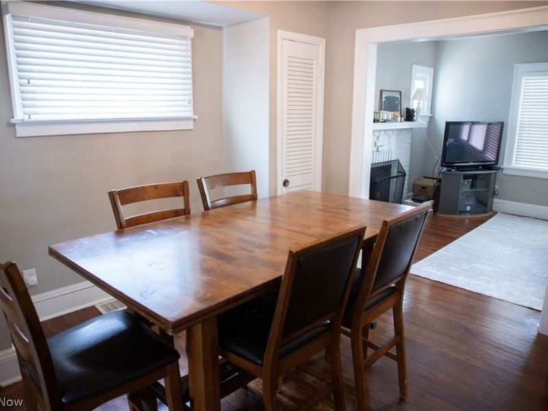 1945 Staunton Road , Cleveland Heights, OH 44118 Photo 11