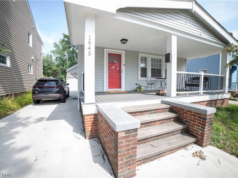 1945 Staunton Road , Cleveland Heights, OH 44118 Photo 2