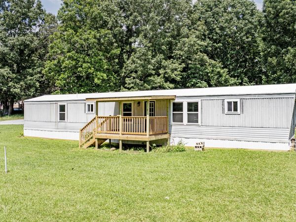 240 Sundance Drive, Evensville, TN 37332