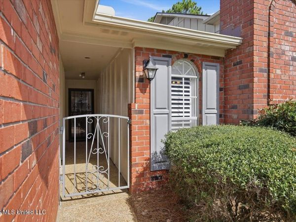 174 Pleasant Grove Drive, Brandon, MS 39042