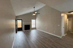 923 E Estates Boulevard photo 4