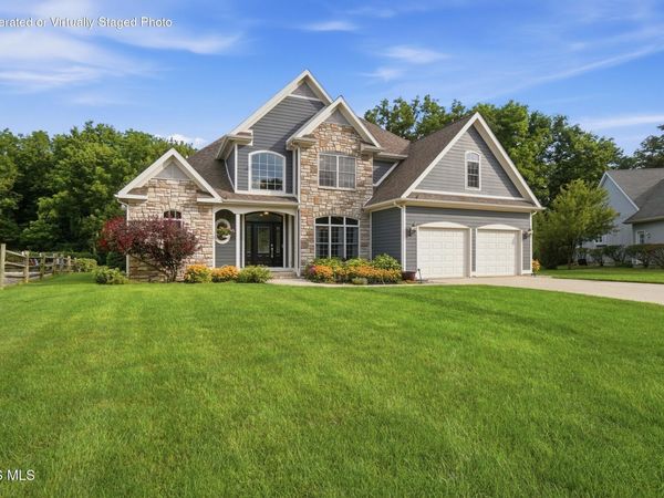 4652 Terra Court, Monclova, OH 43542