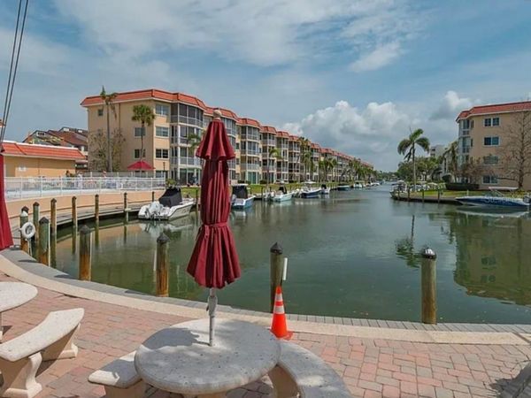 1250 N PORTOFINO DRIVE , Unit 301, SARASOTA, FL 34242