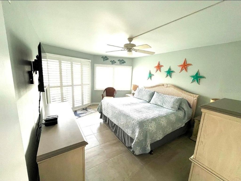 1250 N Portofino Drive, Unit 301, Sarasota, FL 34242 Photo