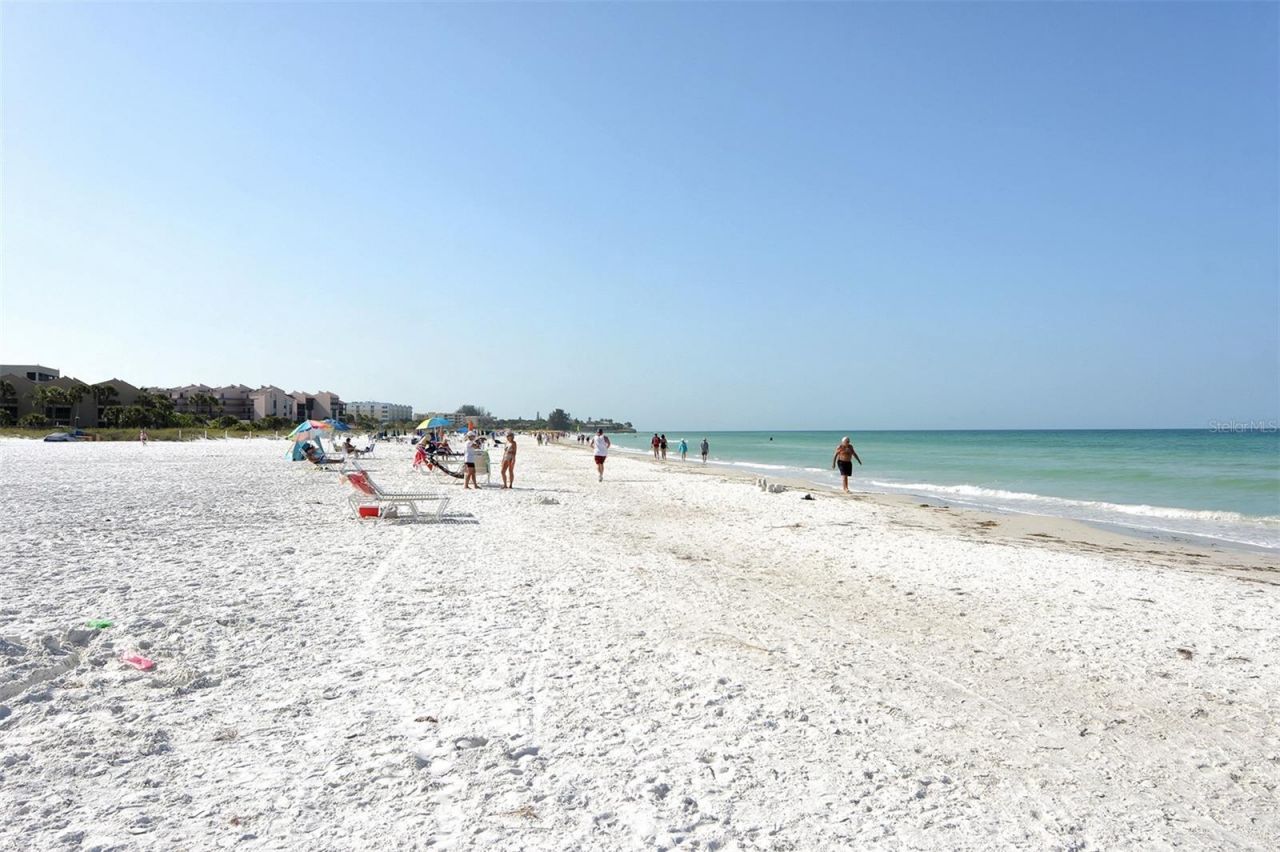1250 N Portofino Drive, Unit 301, Sarasota, FL 34242 Photo