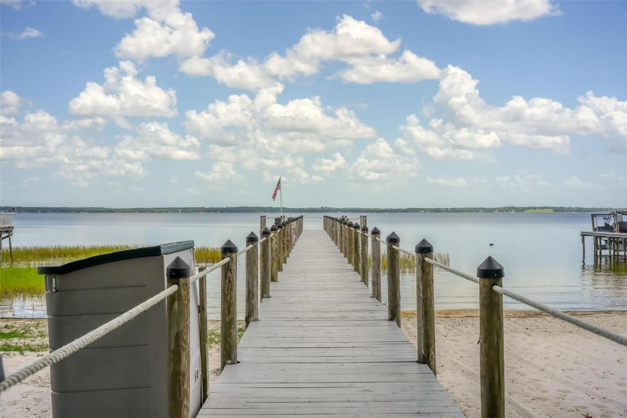 12854 NE 118th Terrace , Ocklawaha, FL 32179 Photo
