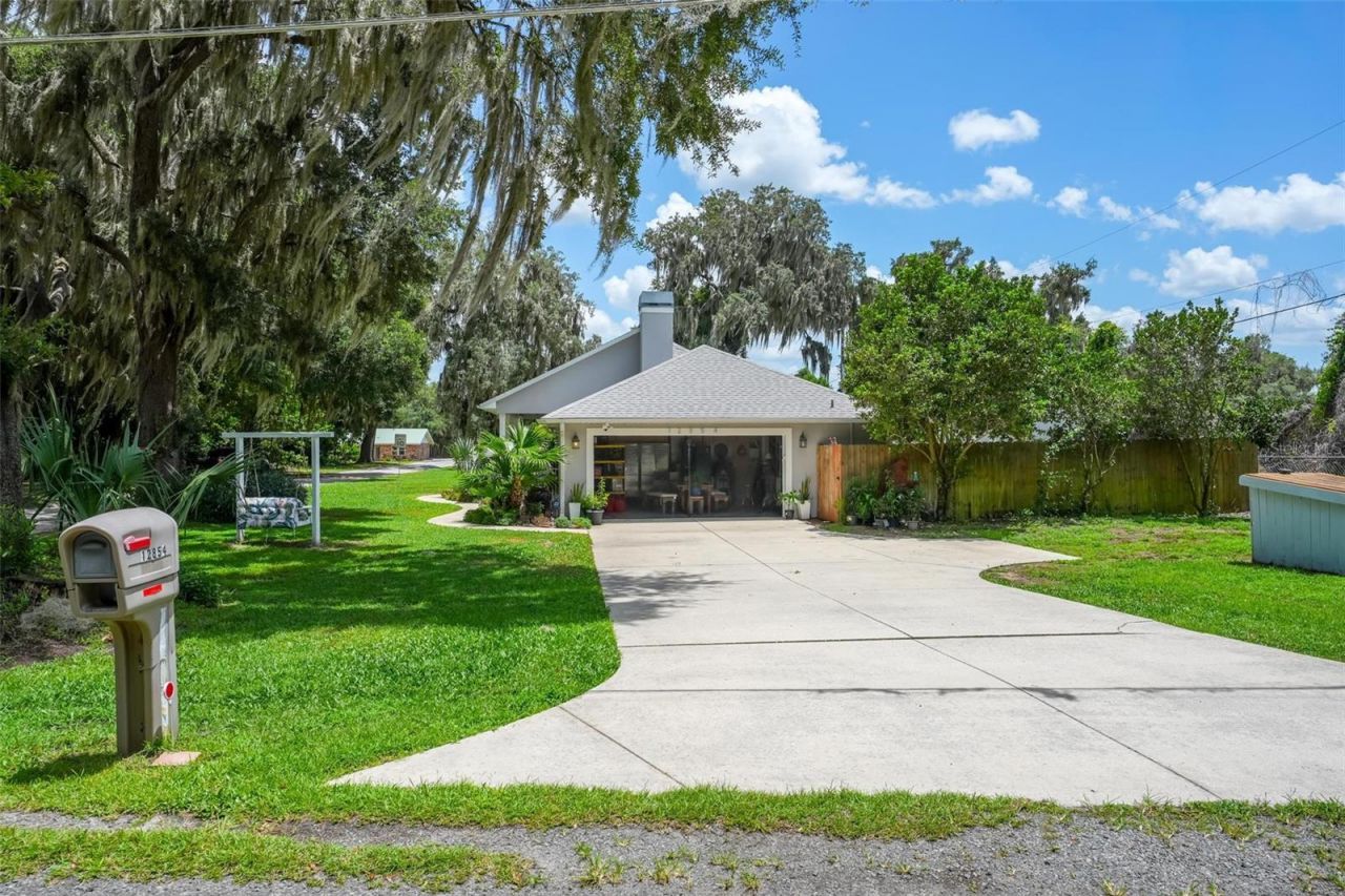 12854 NE 118th Terrace , Ocklawaha, FL 32179 Photo