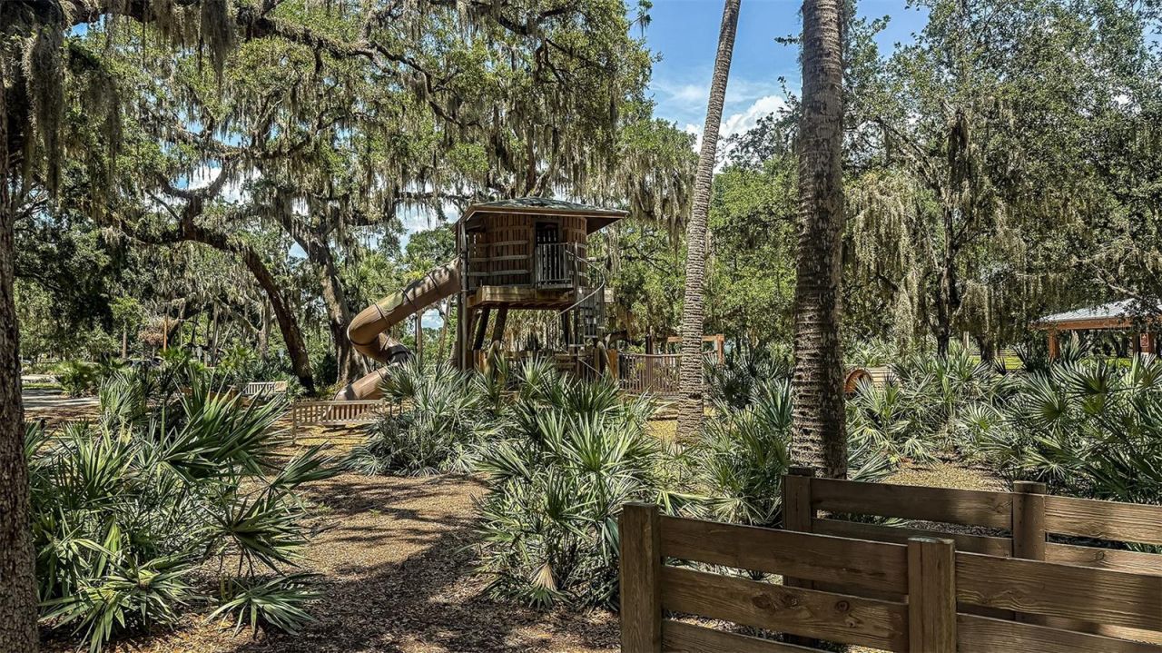 395 Cornerstone Drive, Groveland, FL 34736 Photo