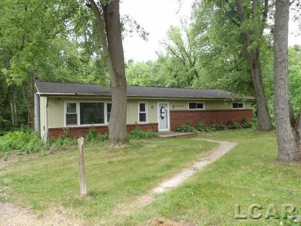 3251 Maplewood , Lambertville, MI 48144