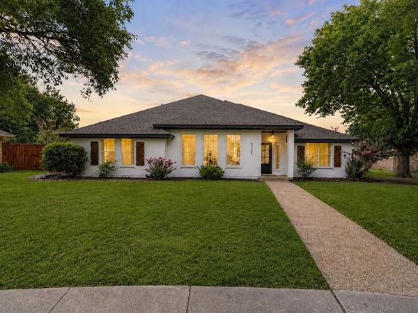3306 Blue Bell Place, Richardson, TX 75082