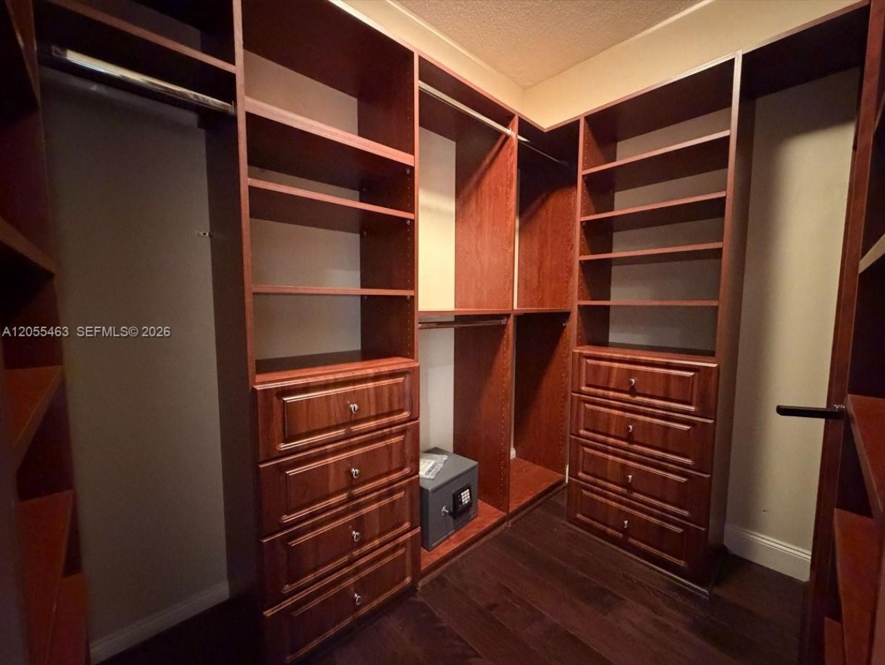 520 Brickell Key Dr, Unit A1216, Miami, FL 33131 Photo