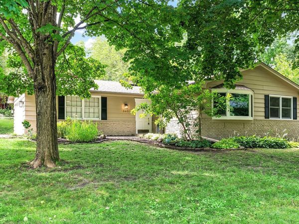 15401 Willowood Drive, Minnetonka, MN 55345