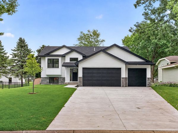 10717 Lincoln Street NE, Blaine, MN 55434