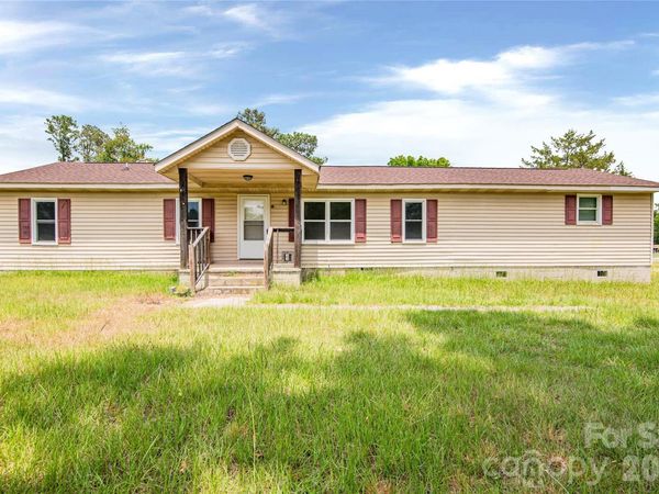 129 Sandy Ridge Lane , Gaston, NC 27832