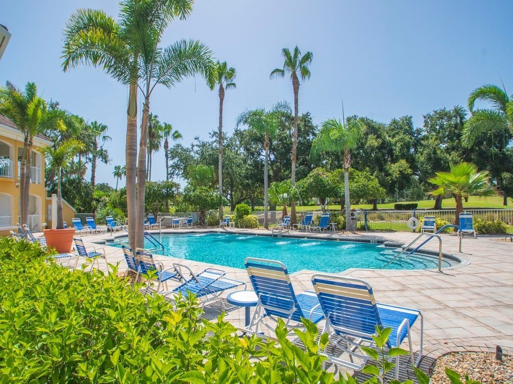 5025 Fairways Circle, Unit B307, Vero Beach, FL 32967 Photo
