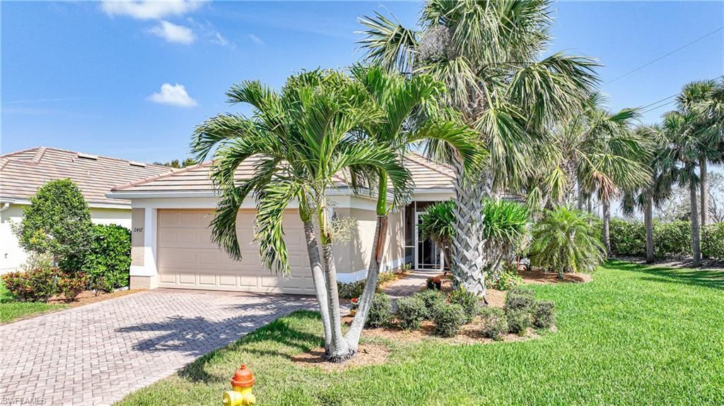 2457 Anguilla Dr , Cape Coral, FL 33991 Photo