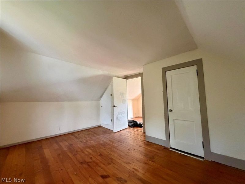 37454 Euclid Avenue , Willoughby, OH 44094 Photo 11