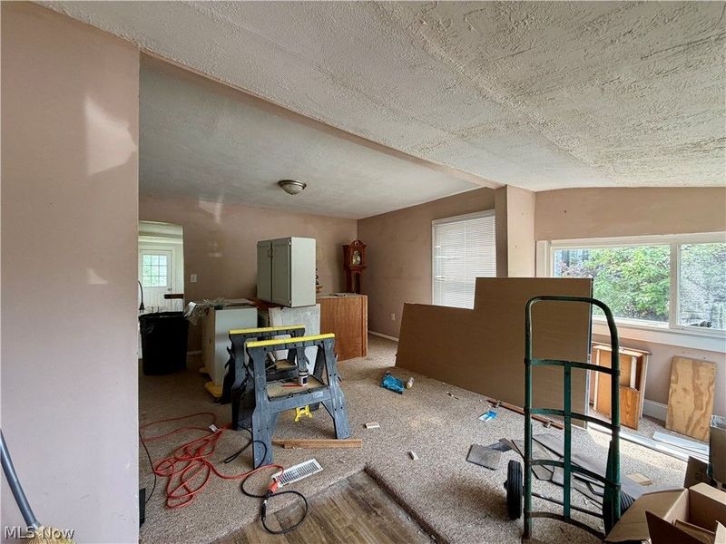 37454 Euclid Avenue , Willoughby, OH 44094 Photo 3