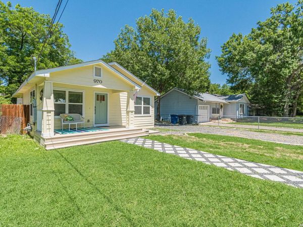 970 N LIBERTY AVE, New Braunfels, TX 78130