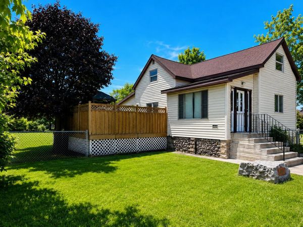 726 Long Lake Avenue, Alpena, MI 49707