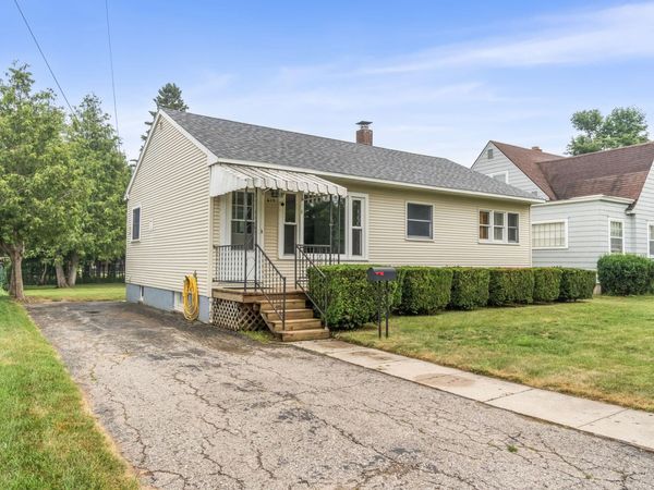 619 S Cuyler Street, Cheboygan, MI 49721