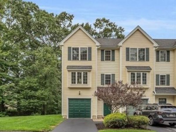 3 Sandpiper Way, Unit 3A, Salisbury, MA 01952