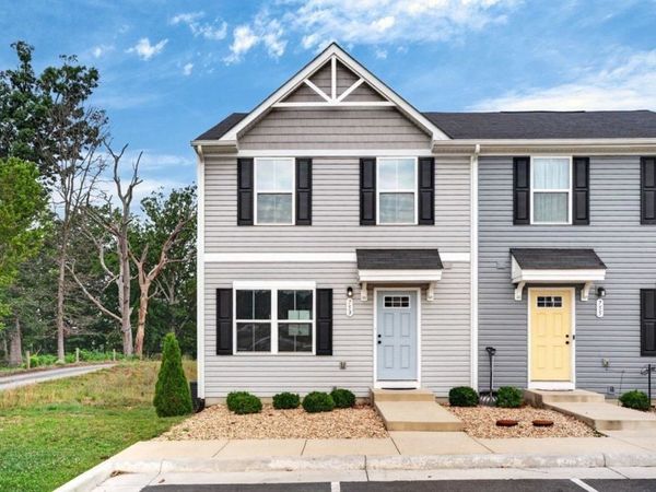 753 CARSON CIR, GROTTOES, VA 24441