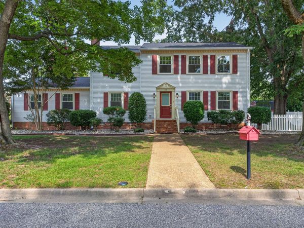90 Orchard Circle , Newport News, VA 23602