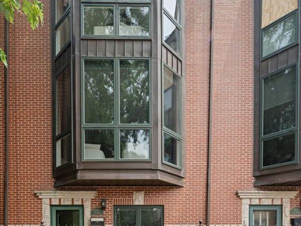 2009 N Hoyne Avenue , Chicago, IL 60647