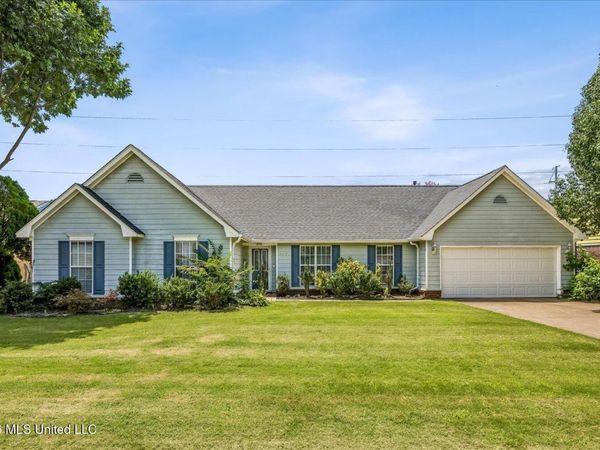7597 Woodshire Drive, Horn Lake, MS 38637