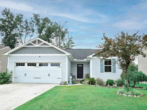 28 Charmalee Drive, Batavia Twp, OH 45102