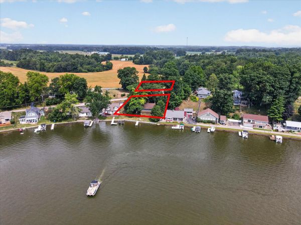 6695 Paradise Park Drive, Saranac, MI 48881
