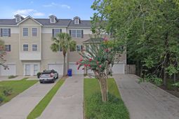 4488 Great Oak Drive photo 4