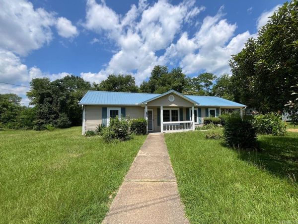 135 N 17th Street, Arkadelphia, AR 71923