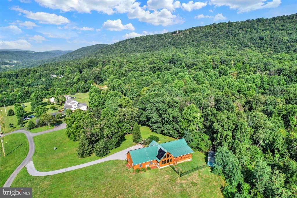 835 JACKS MOUNTAIN ROAD, FAIRFIELD, PA 17320