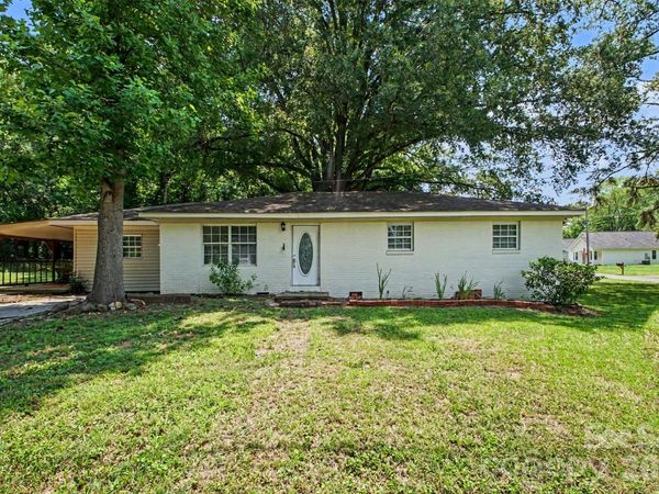 151 Central Avenue , Norwood, NC 28128