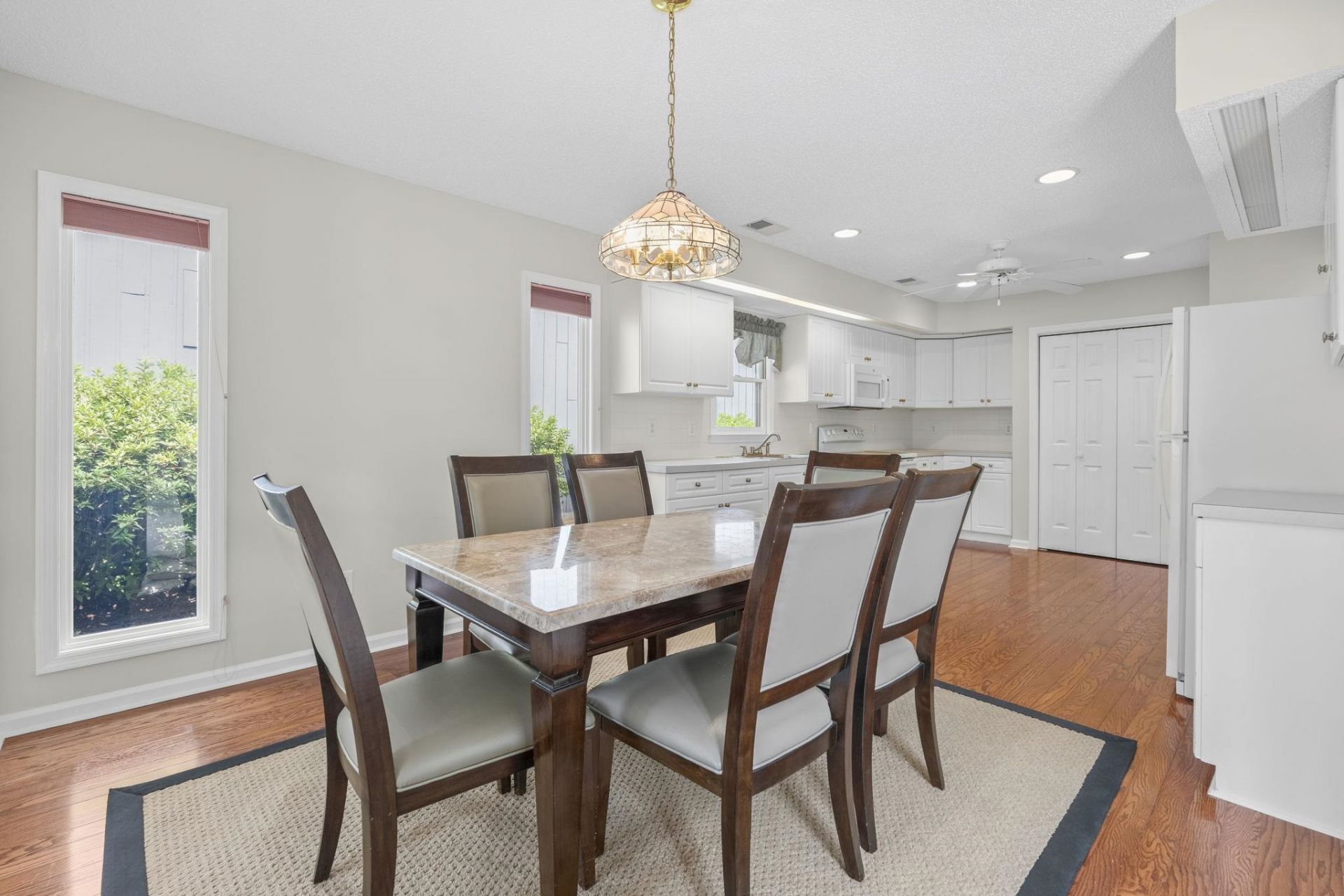 220 Cedar Ridge Ln. Photo 14
