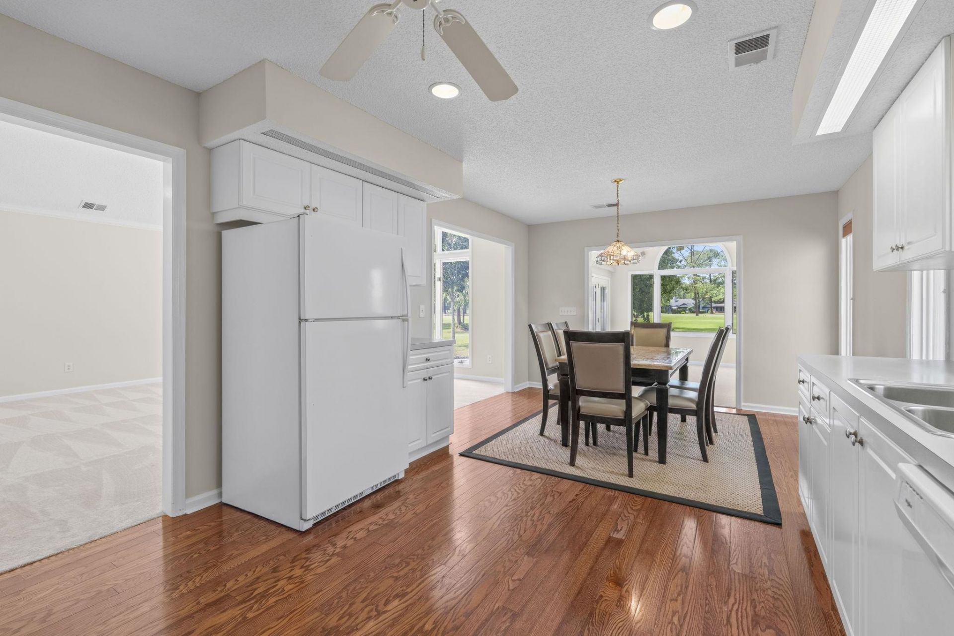 220 Cedar Ridge Ln. Photo 18