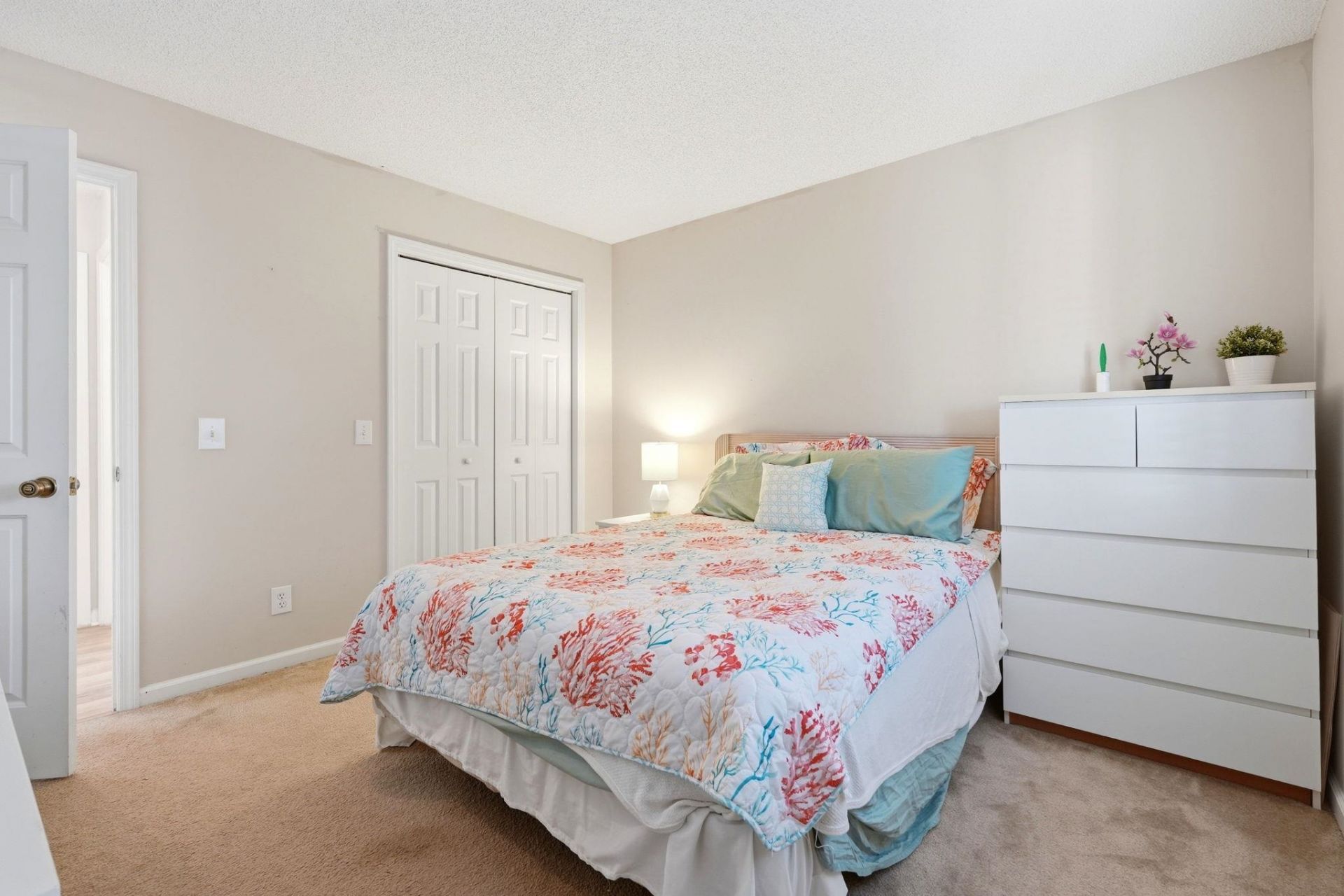208 Landing Rd.  Photo 18