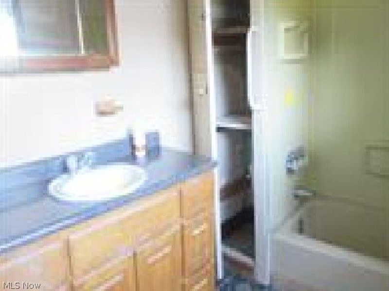 268 S Wisconsin Avenue , Wellston, OH 45692 Photo 9