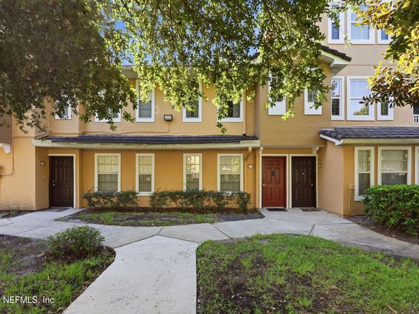 10075 GATE Parkway N, Unit 305, Jacksonville, FL 32246