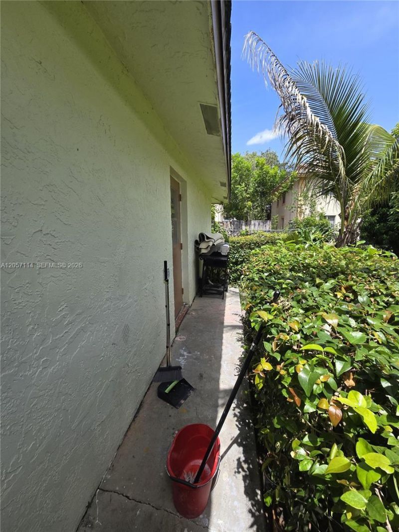 3735 NW 116th Ter, Coral Springs, FL 33065 Photo